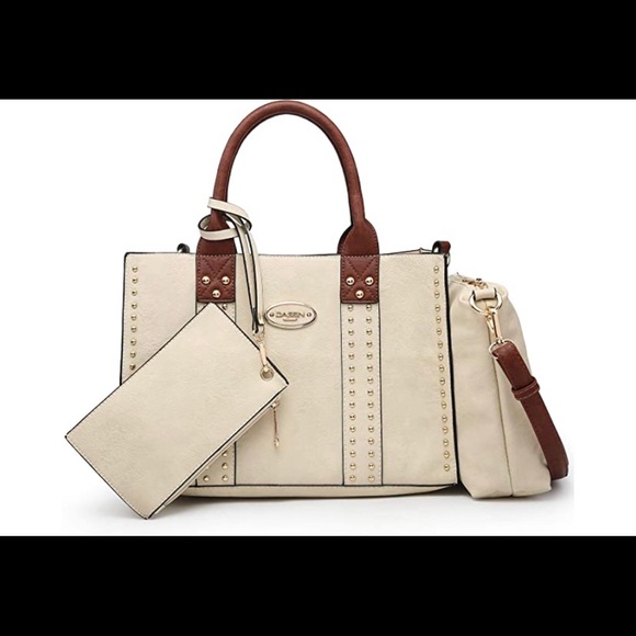 Purses - Picture 8 of 12